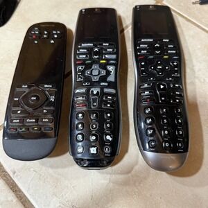 Logitech Harmony 900 Ultimate Universal Remote Controls No‎ chargers For Parts